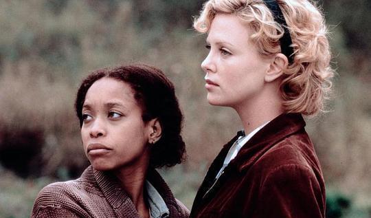 苹果韩版电影影评(电影苹果韩版怎么样)-第12张图片-有道翻译官网 苹果韩版电影影评(电影苹果韩版怎么样)-第12张图片-有道翻译官网